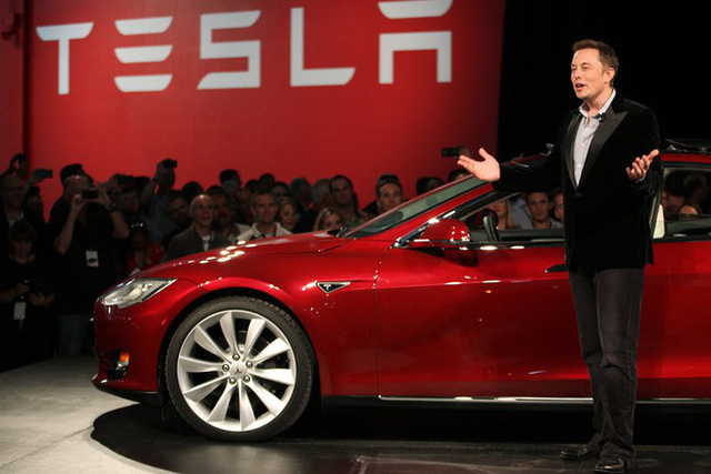 Thuế không phải là lý do duy nhất khiến Elon Musk bán cổ phiếu Tesla